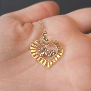 10k Gold Heart Pendant Necklace
